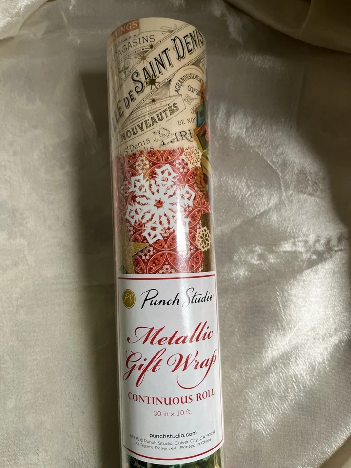 Punch Studio Metallic Continuous Roll Wrap 30"X120 "Christmas -Victoriana - Image 3 of 4