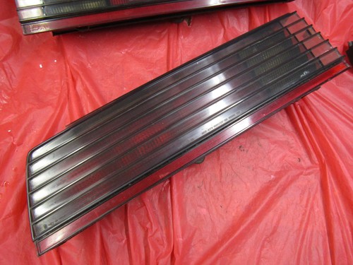 1982-84 Trans Am Taillights and Center Section - Picture 8 of 23