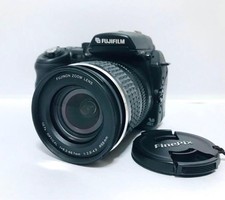  Almost unused, working condition FUJIFILM FinePix S9000 AA battery powered