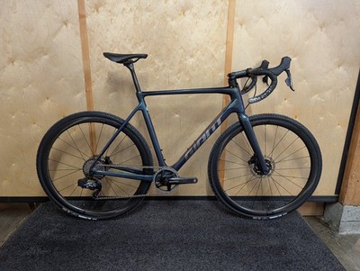 2024 Giant TCX Advanced Pro 0 M/L Cyclocross Bike