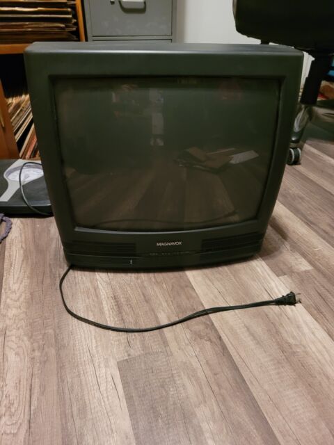 Magnavox Crt Tv 19PR14 C122 - use for parts 19" retro Vintage old school Magnavox Crt Tv 19PR14 C122 - use for parts 19" retro Vintage old school