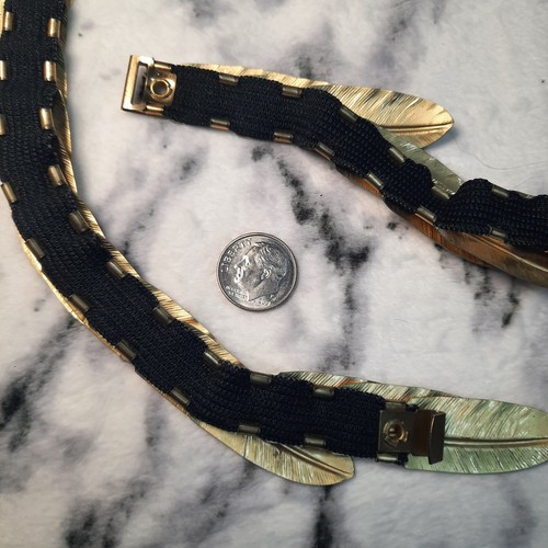 Vintage Gold Stretch Waist Leaf Belt Overlapping Metal Leaves Scales 1970s 1980s - Picture 4 of 10