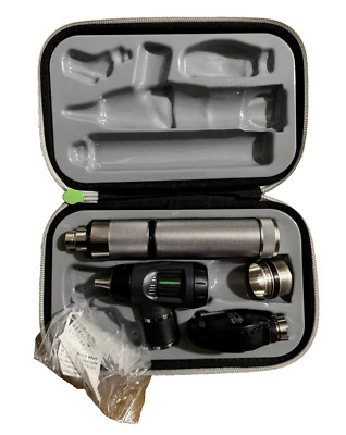 Welch Allyn  3.5V Macroview Otoscope and Ophthalmoscope - Rechargeable Handle