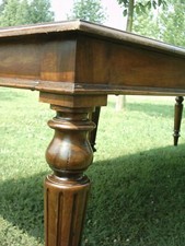 Tavolo emiliano in Noce con 6 …