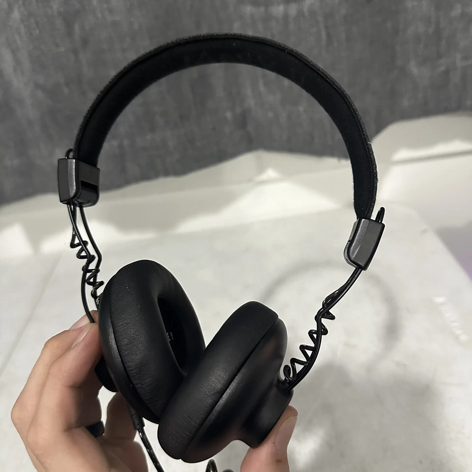 Bob Marley House Of Marley Bluetooth Headphones - Image 2 of 4