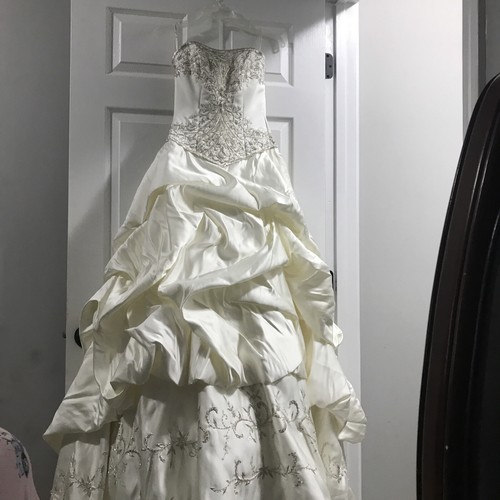 sottero midgley couture wedding dress Ivory Satin Strapless W Beading Size 2