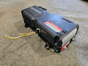 USED MAGNUM MM2212 INVERTOR from 2013 FLEETWOOD BOUNDER F53 SHIP Los Angeles