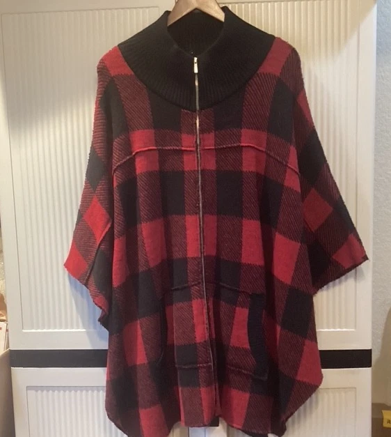 Katie Todd Cape/Poncho Red Buffalo Plaid 100% Wool Full Zippered Front L / XL