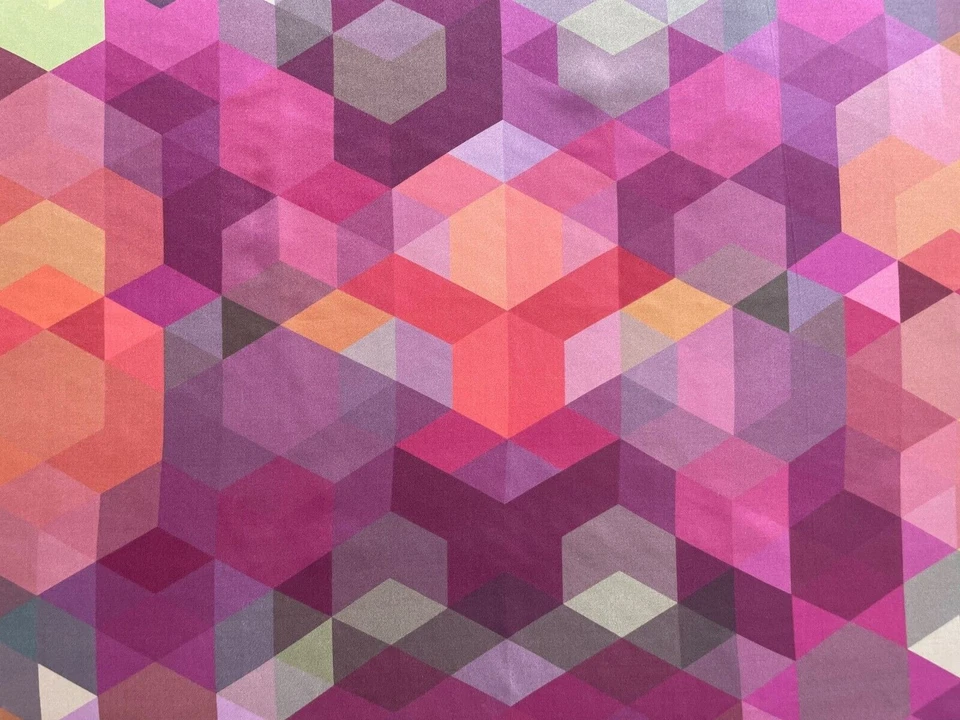 Bufanda de seda morado con estampado geométrico de Melsinki - Imagen 4 de 4