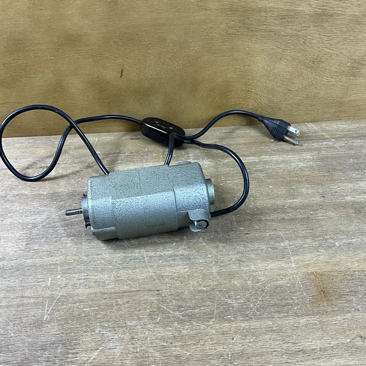 Mini-tour Unimat-SL modèle DB 200 - Bricolage