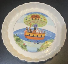 Villeroy & Boch Design Naif Noah's Ark 9.5" Round Fluted Quiche Dish Luxembourg