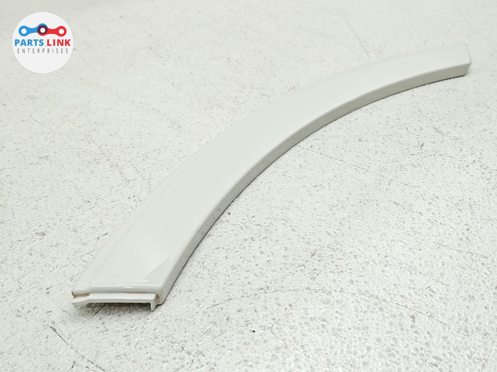 Bentley Bentayga Speed 2017-2020 Rear Left Wheel arch molding White