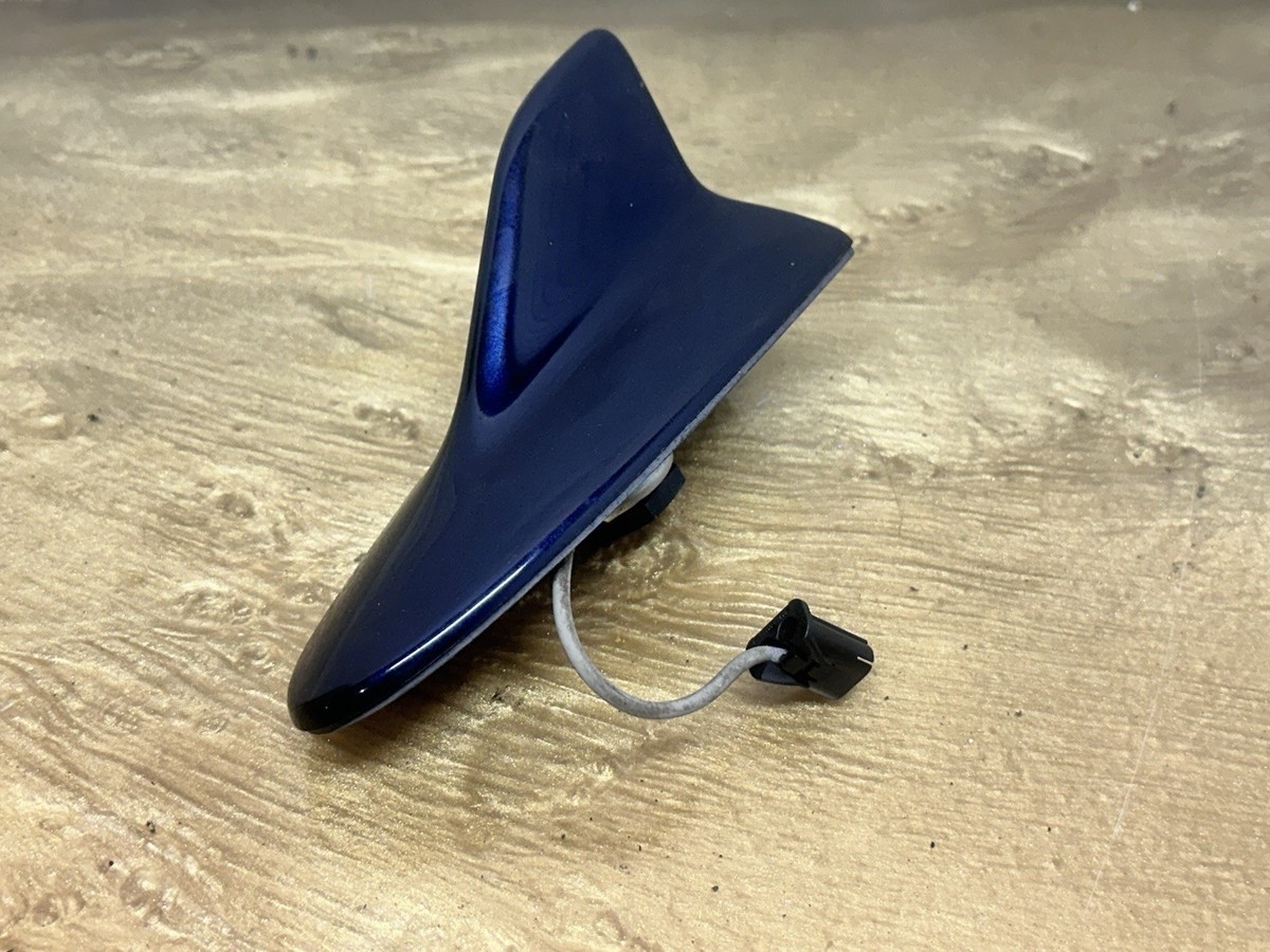 2007-2012 LEXUS LS460 LS460L NAVIGATION ROOF SHARK FIN ANTENNA