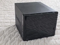 Synology DS413 Standalone NAS Unit (Diskless) w/ 4 Disk Caddies & Power Adapter