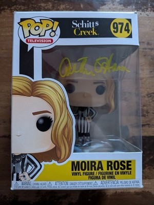 Funko Pop Schitt's Creek MOIRA ROSE SIGNED #974 Catherine O Hara Beckett COA