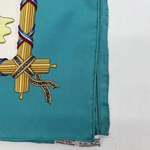 Bufanda de seda Hermes Carre 90 France Revolution 1789 color turquesa - Imagen 9 de 12