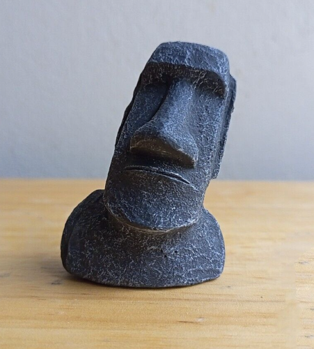 Miniature Moai Statue, Concrete Moai Garden Statue, Easter Island, Moai Face - Picture 1 of 4