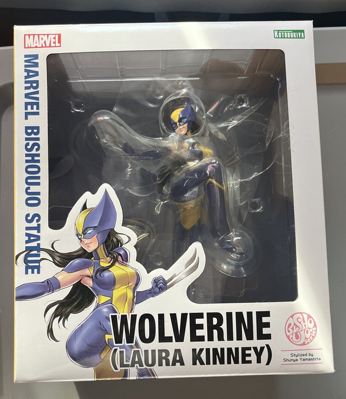 Wolverine (Laura Kinney) Statue