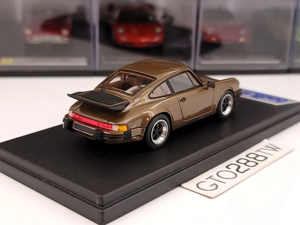 Looksmart 1:43 Porsche 911 3.2 Coupe 1989("Turbo Look" w/Rear Wing)Brown(LS203B) - Image 4 of 4