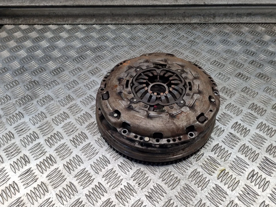 TOYOTA RAV4 XA40 FLYWHEEL DMF & CLUTCH KIT 2.2 DIESEL 31250-42090 2013 - 2018 - Image 2 of 4