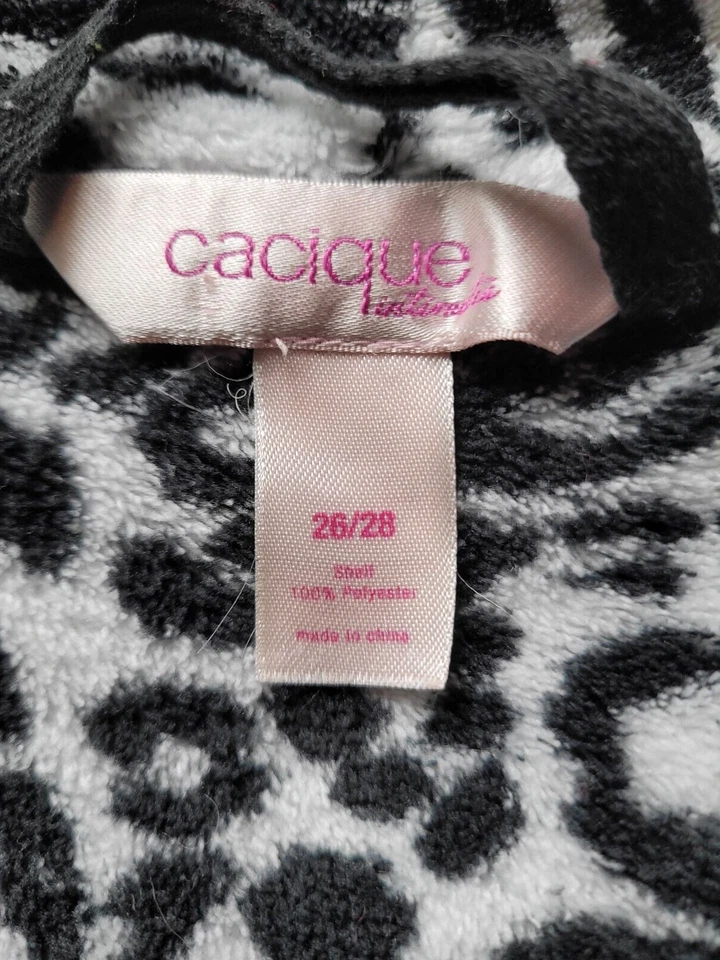 Size 26/28 Cacique Animal Print Belted Wrap Style Fleece Robe - Image 3 of 3