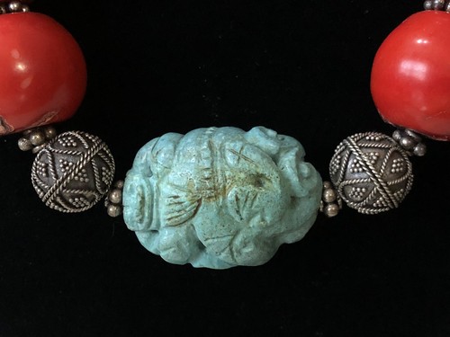 COLLANA TIBETANA CINESE GRANDE ROTONDA CORALLO ROSSO PERLINE TURCHESE - Foto 2 di 12