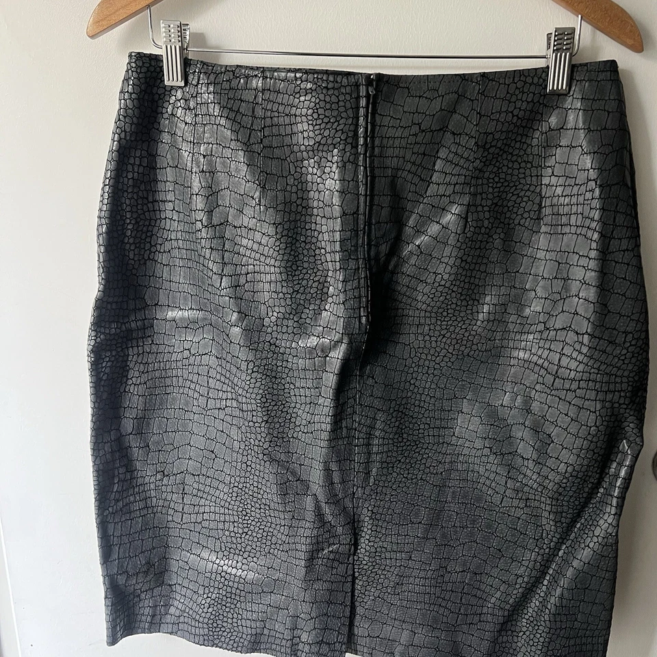 Vintage 90s David Benjamin 100% leather snakeprint skirt size 14 - Image 4 of 4