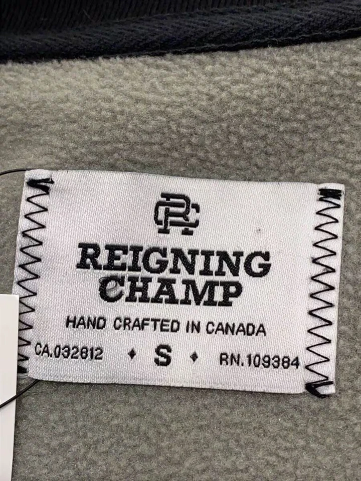 Blusa REIGNING CHAMP S poliéster negra Foto 3 de 4