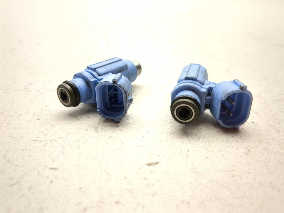 Пара газовых топливных форсунок 18-25 Suzuki GSX250R GSX 250 273194A - Изображение 3 из 4