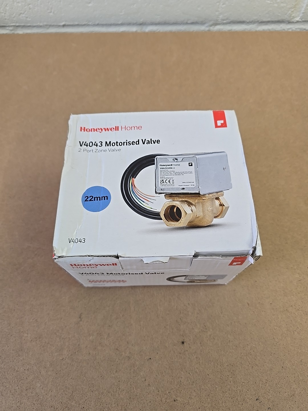Honeywell Home 22mm 2 Port Motorised Zone Valve V4043H1056/U