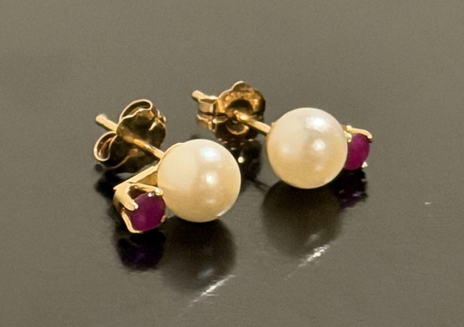 14K Solid Gold Ruby And Pearl Stud Earrings - image 2