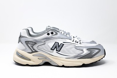 New Balance Men's ML725V1 Sneakers Metallic Silver 10 US
