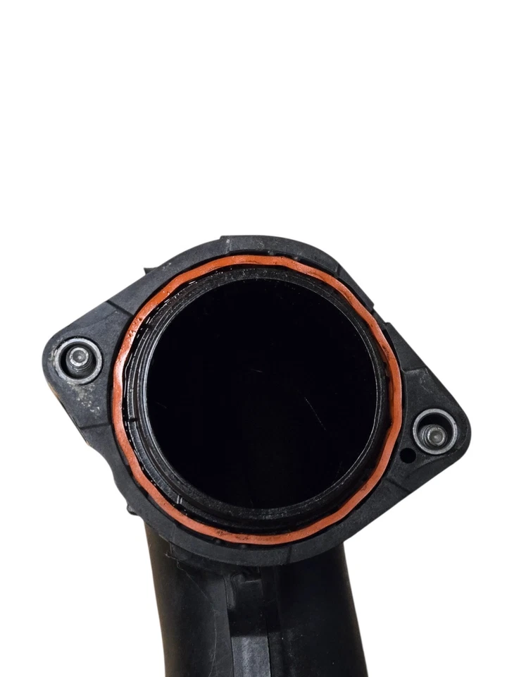 Audi S5 2019 tubo de salida turbocompresor. Foto 3 de 4