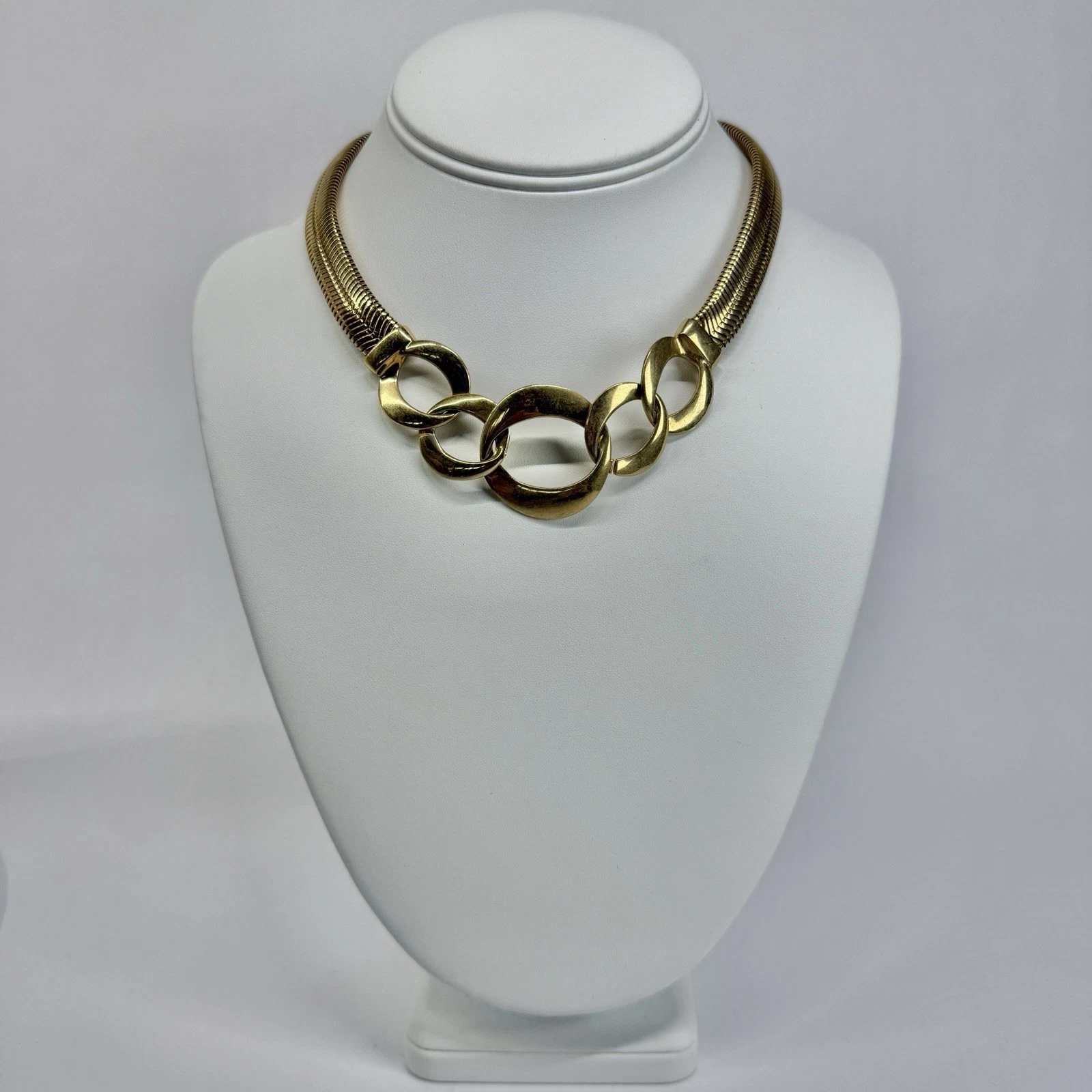 Elegant Textured Hoops Mesh Chain Choker Gold Tone Vintage Necklace Jewelry N470