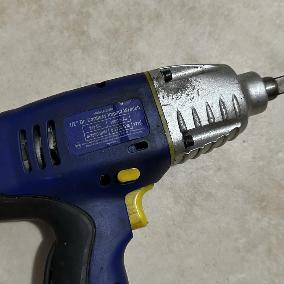 Goodyear Racing 24 В 1/2 дюйма ударный гайковерт. 33609 с аккумулятором и зарядным устройством - Изображение 2 из 4