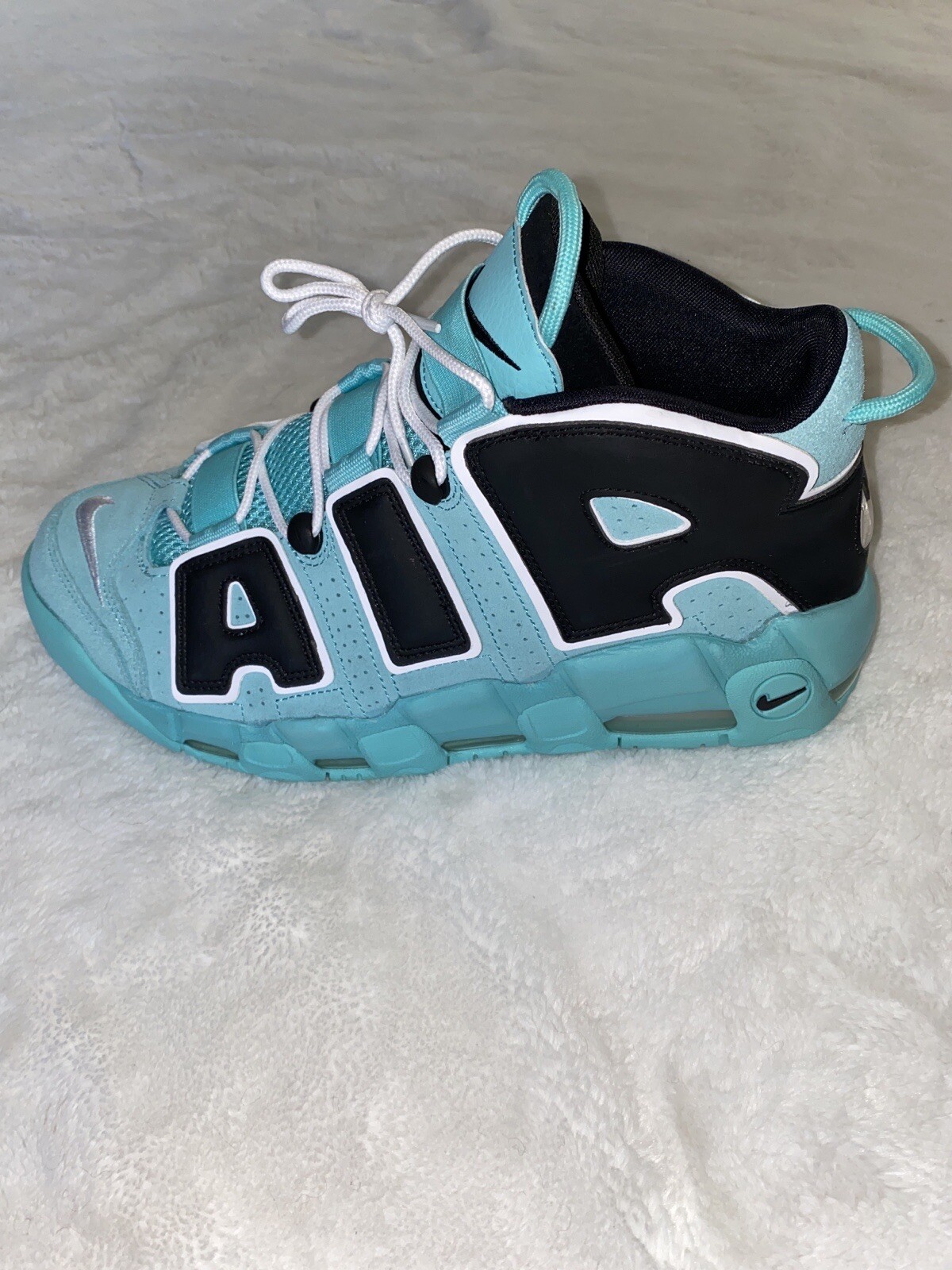 uptempo aqua