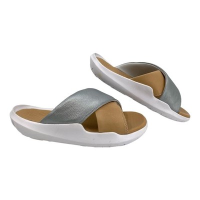 Nike Tan Silver Benassi Slide Sandals | Size 8 - Perfect for Any Occasion