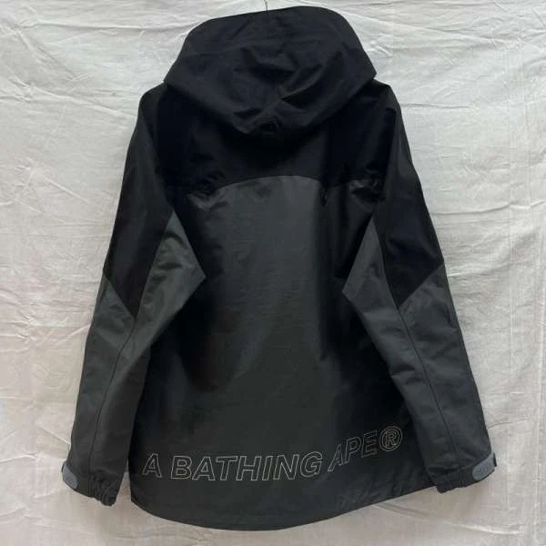 A BATHING APE (BAPE) Giacca con cappuccio A Bathing Ape Bape 3 strati nylon nero grigio taglia L