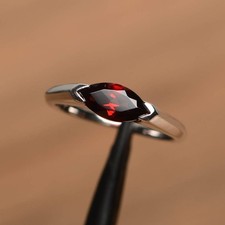 925 Sterling Silver Red Garnet Gemstone Minimal Bezel Women Ring Duty Free