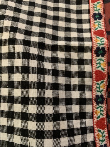 Handmade Black And White Checked 🏁Table Runner - Picture 2 of 2