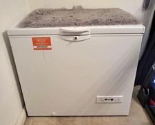 Indesit OS 2A 250 1 Free Standing Chest Freezer - White, 255 Litre