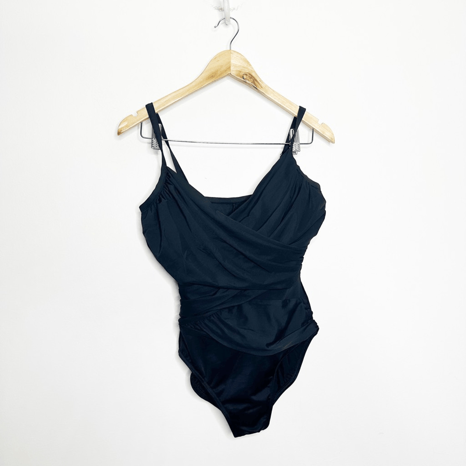 MIRACLESUIT Solid Harper Underwire One Piece Swim… - image 2