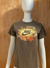 NIKE JUST DO IT Graphic Print YOUTH Unisex T-Shirt Tee Shirt M Medium MD Brown