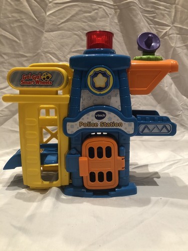Vtech Go! Go! Smart Wheels Police & Fire Station Play Set Educational Toy - Picture 2 of 10