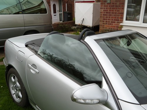 Mercedes R170 SLK 200 82,000 miles - Picture 6 of 9