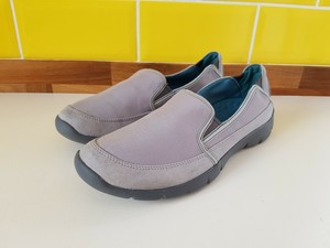 clarks shoes grey
