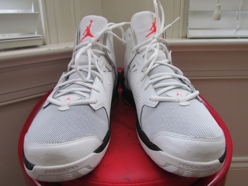 NIKE AIR JORDAN ACE 23 II WHITE BLACK RED MEN'S BASKETBALL SHOES SIZE 11.5 - Picture 3 of 6