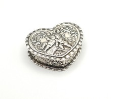 Vintage Sterling Silver Pill / Trinket Box - Carr’s of Sheffield