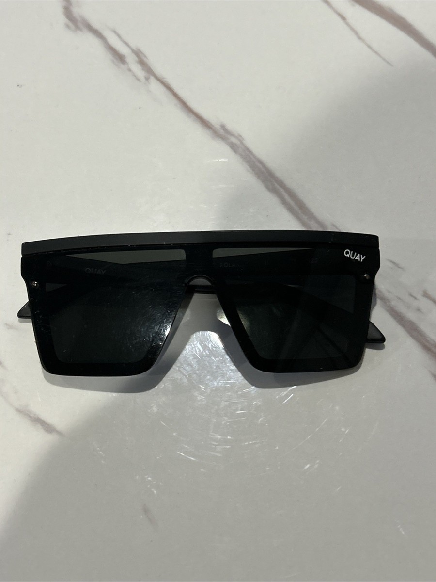 Quay Hindsight 125 Oversized Sunglasses Unisex, Black, Matte  display picture 1