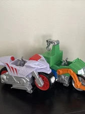 PAW Patrol Moto Pups Wildcat’s Deluxe Pull Back Motorcycle & Truck